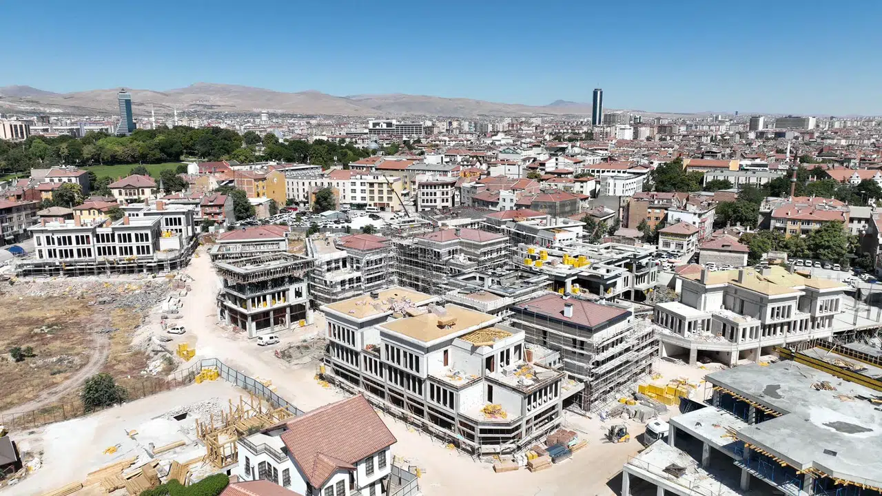 Konya köstebek gibi kazılıyor. Mevlana Şehri’nin altında ne yatıyor?
