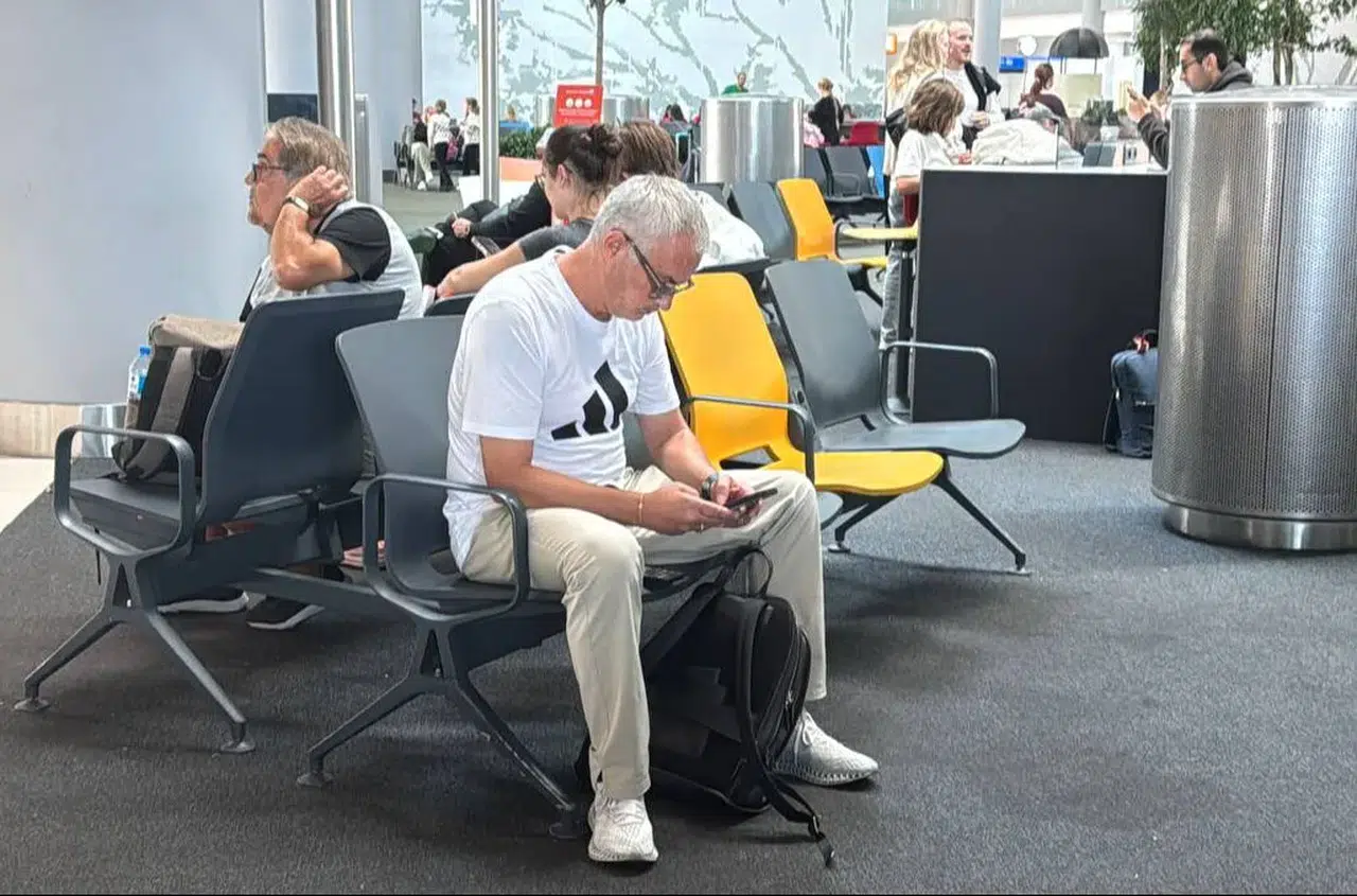 Binlerce kişi karşılamıştı: Jose Mourinho, İstanbul'dan böyle ayrıldı