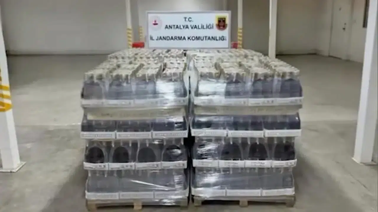 Turizmin başkentinde 119 bin 500 litre kaçak alkol ele geçirildi