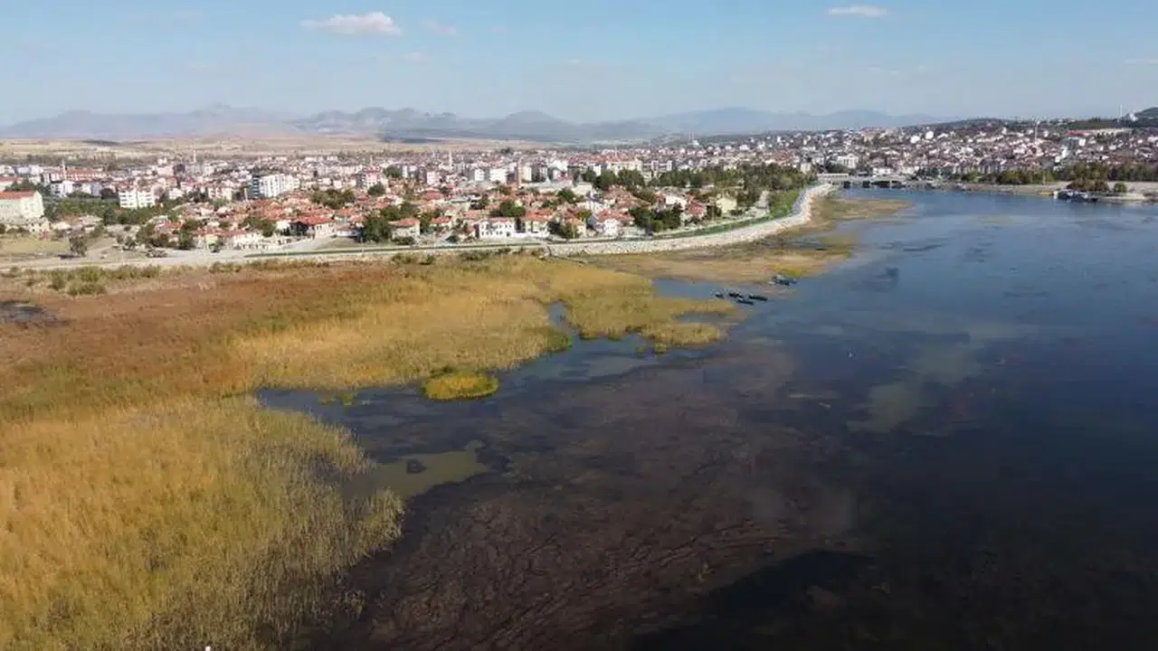 Konya'nın haritası değişti: Gölleri küçüldü, bitki örtüleri dönüşüyor