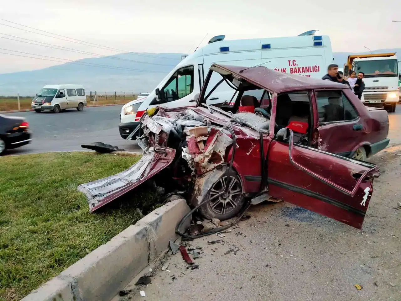 Araç sahipleri kaza sonrası e Devlet'ten başvuruyor. Değer kaybı hesaba yatıyor