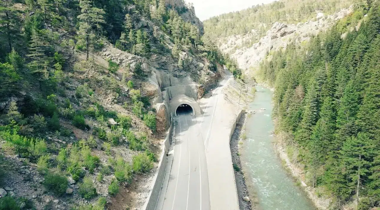 Konya ve Alanya'nın yol bilmecesi çözülüyor. Ulaşımı kısaltacak proje