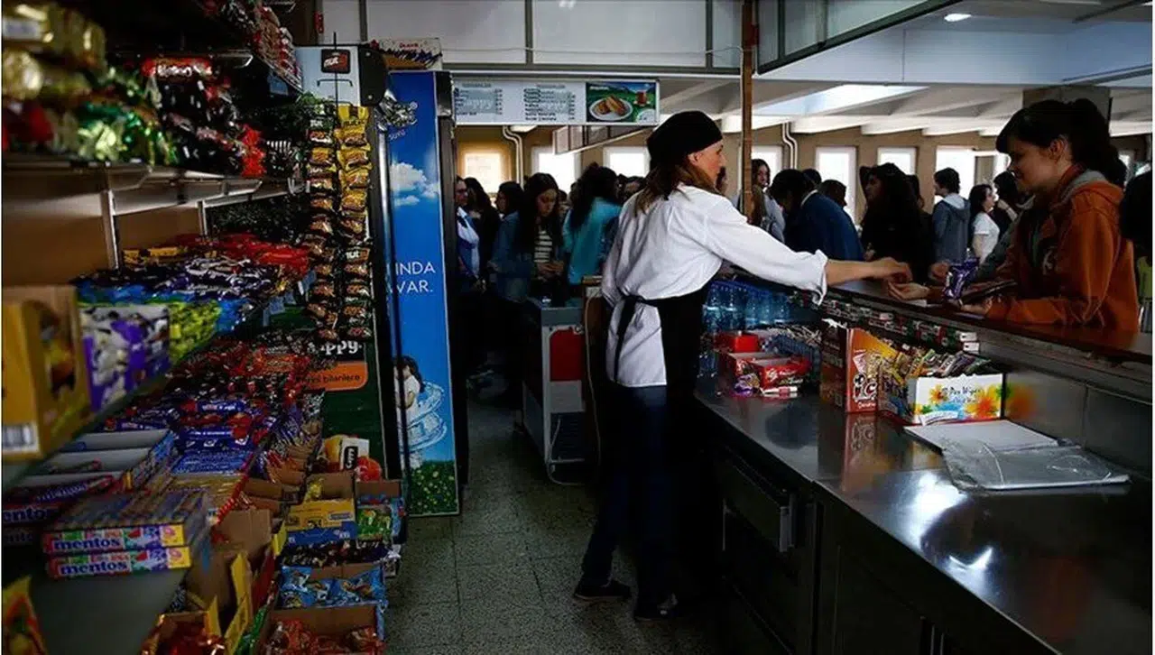 Veliler biraz nefes alacak: Okul kantinlerinde ilk dönem zam yok