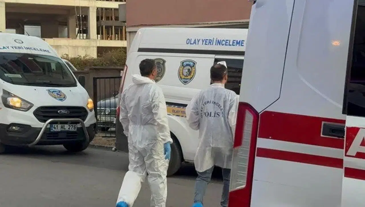 O ilçe geceyi uykusuz geçirecek: Anne ve 5 yaşındaki kızı evde ölü bulundu