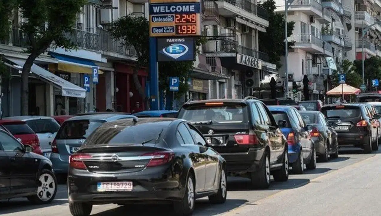 Avrupa'ya gidecek Türkler kara kara düşünüyor: Benzinli ve dizel otomobil yasağı