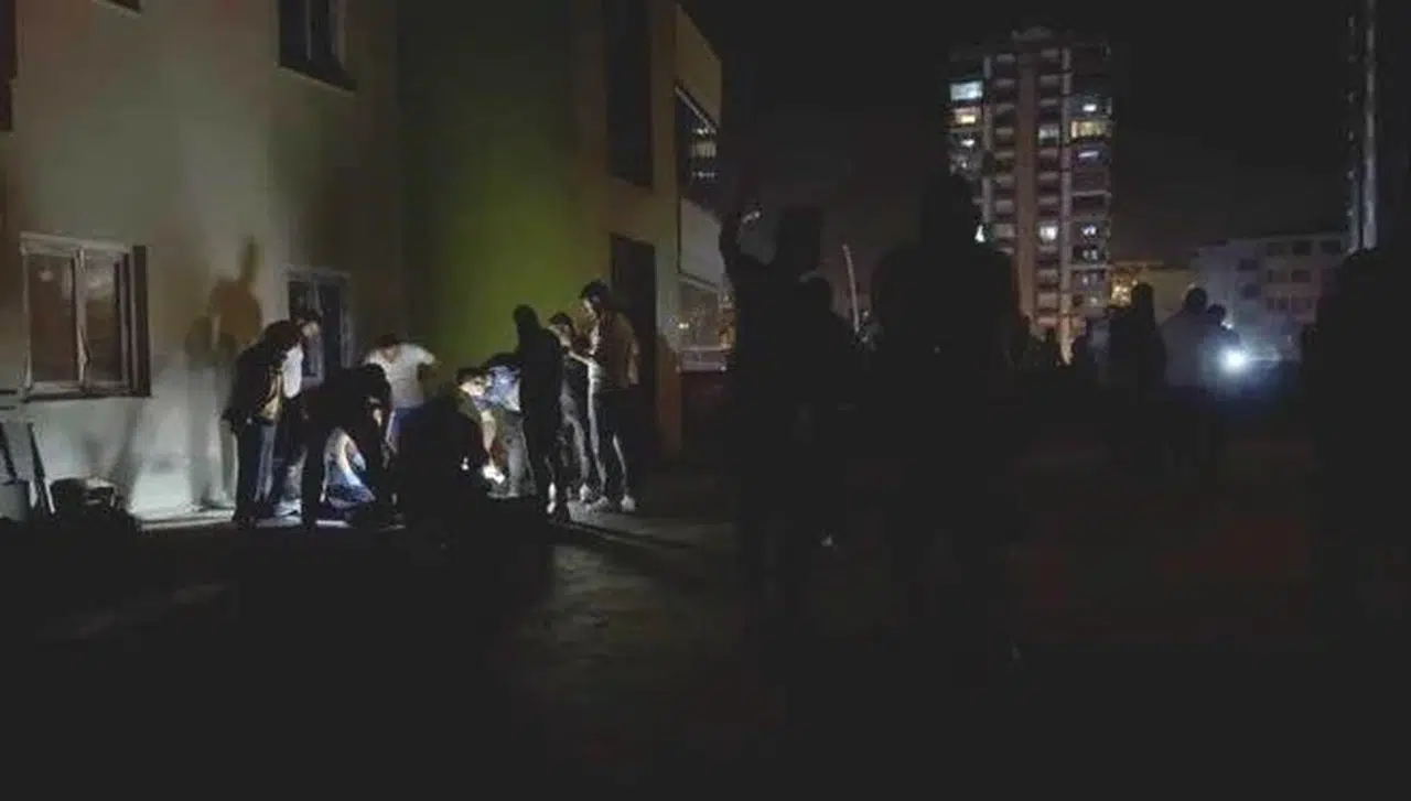 Şüpheli ölüm: Lise öğrencisi 12. kattan düştü