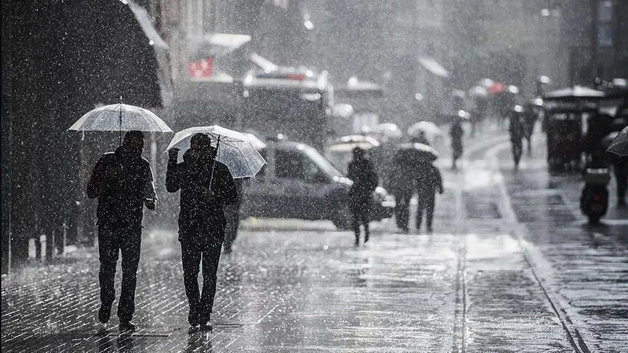 Yağmur geliyor: Meteoroloji 40 ile sağanak uyarısı yaptı