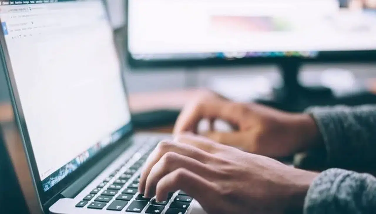 Evdeki internetin yavaşlığı sizi çileden mi çıkarıyor: İşte o 4 büyük hata