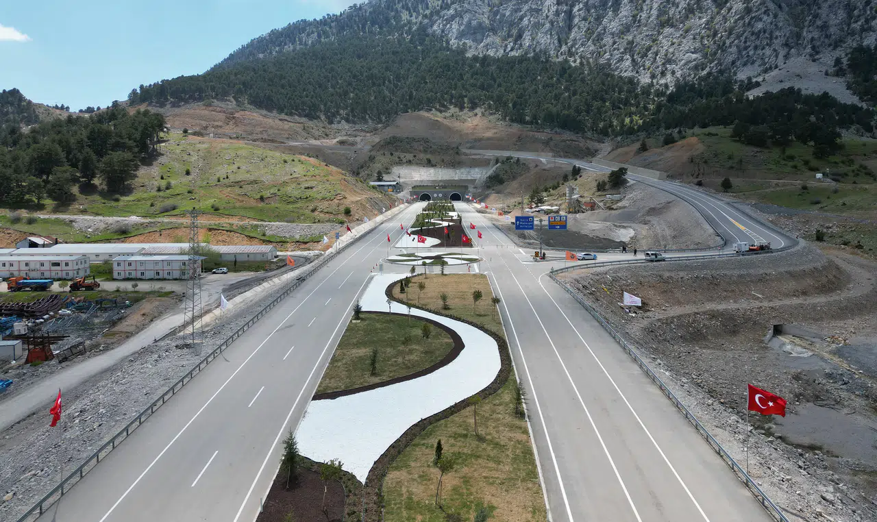 Konya ile Antalya arasına şantiyeler kuruldu: Duble yollar geliyor
