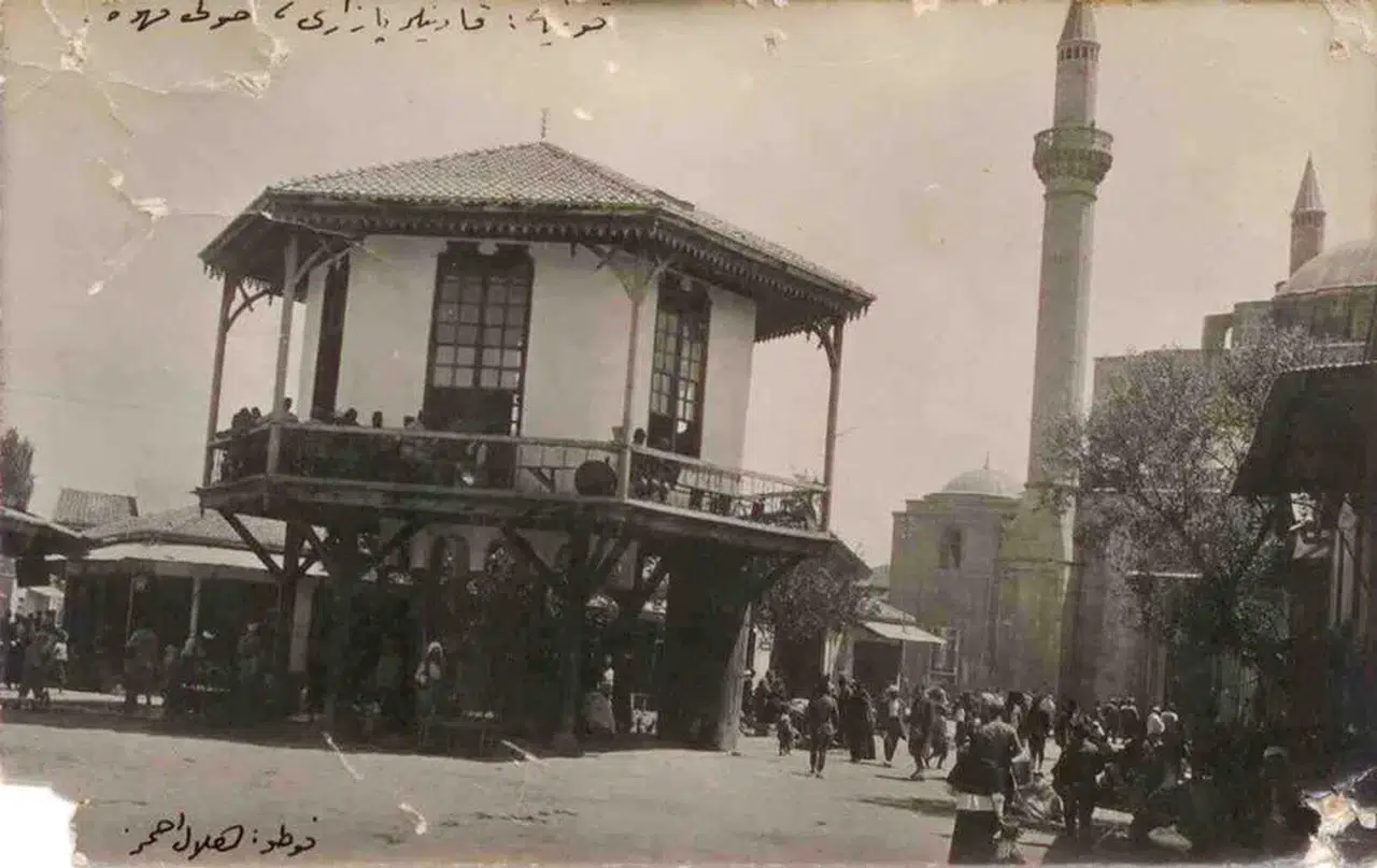 Neden Kayıklı Kahve denildi? Türkiye'nin ilk kızlı kahveleri Konya'da açıldı
