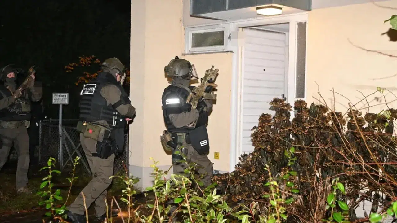 İki yılda 5,5 milyar lira akladılar: Polisten pos cihazı operasyonu