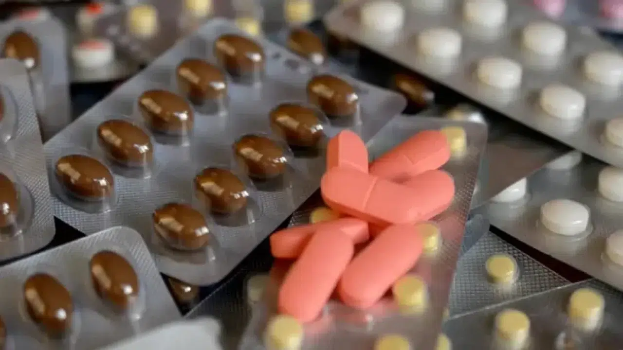 SSK'dan ilaç hamlesi: 72 ilaç geri ödeme listesinde