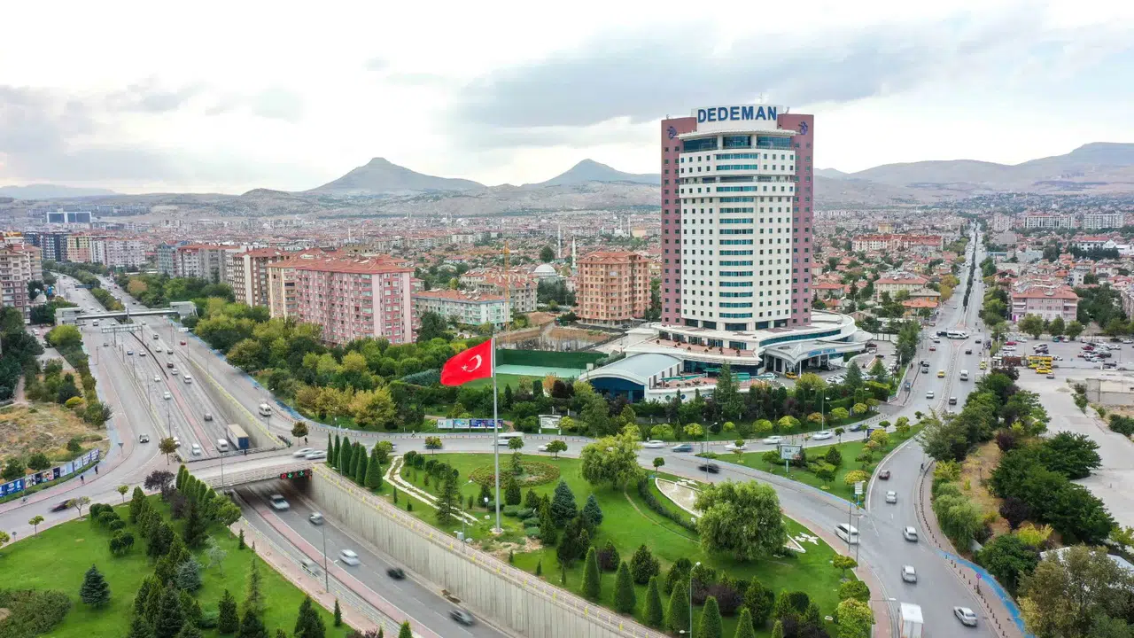 Konya'da ilk kez lüks festival düzenlenecek: Marka çantalar bedava