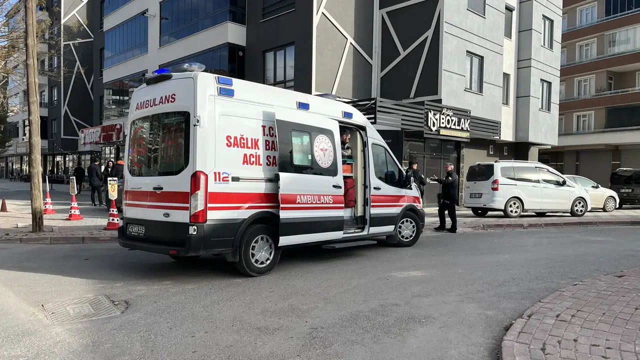 Konya'da kiracı ile dükkan sahibinin kavgası kanlı bitti