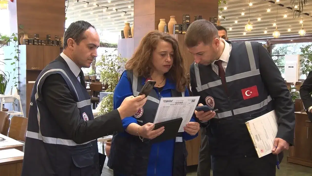 Fiyat listesi nerede duracak: Yerini değiştiren kafe, restoran, lokanta yandı