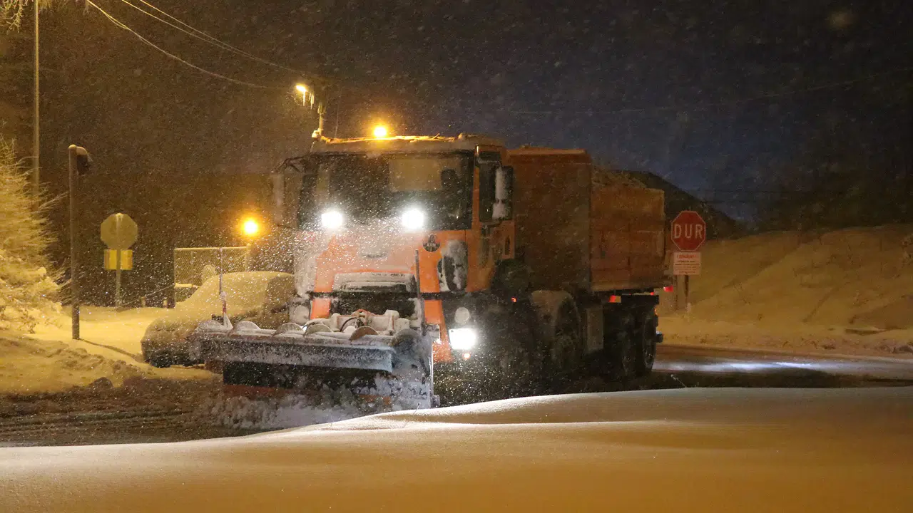Konya'dan İstanbul'a yola çıkacak sürücüler dikkat: Bu güzergahta kar var