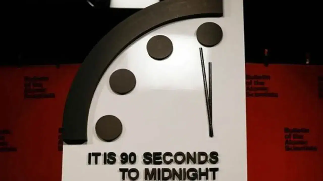 Amerika kıyamet saatini neden yeniden ayarladı: Gece yarısına 85 saniye kala