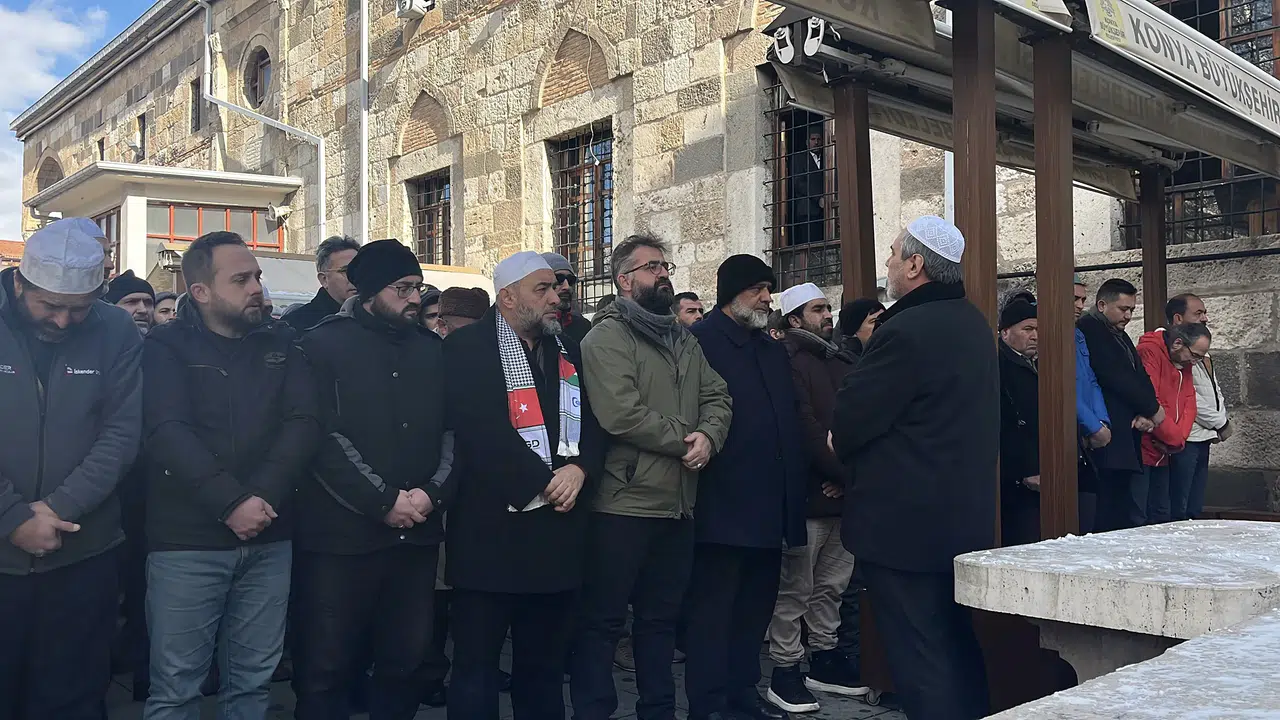 Konya'da gıyabi cenaze namazı kılındı: Kassam Tugayları için dua