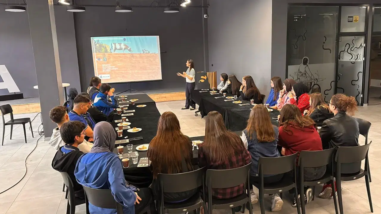 Konya'da üniversite öğrencileri dersleri SİA'da işliyor