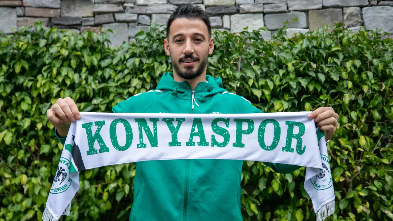 Konyaspor'dan Trabzonspor'a rekor bonservis ödemesi