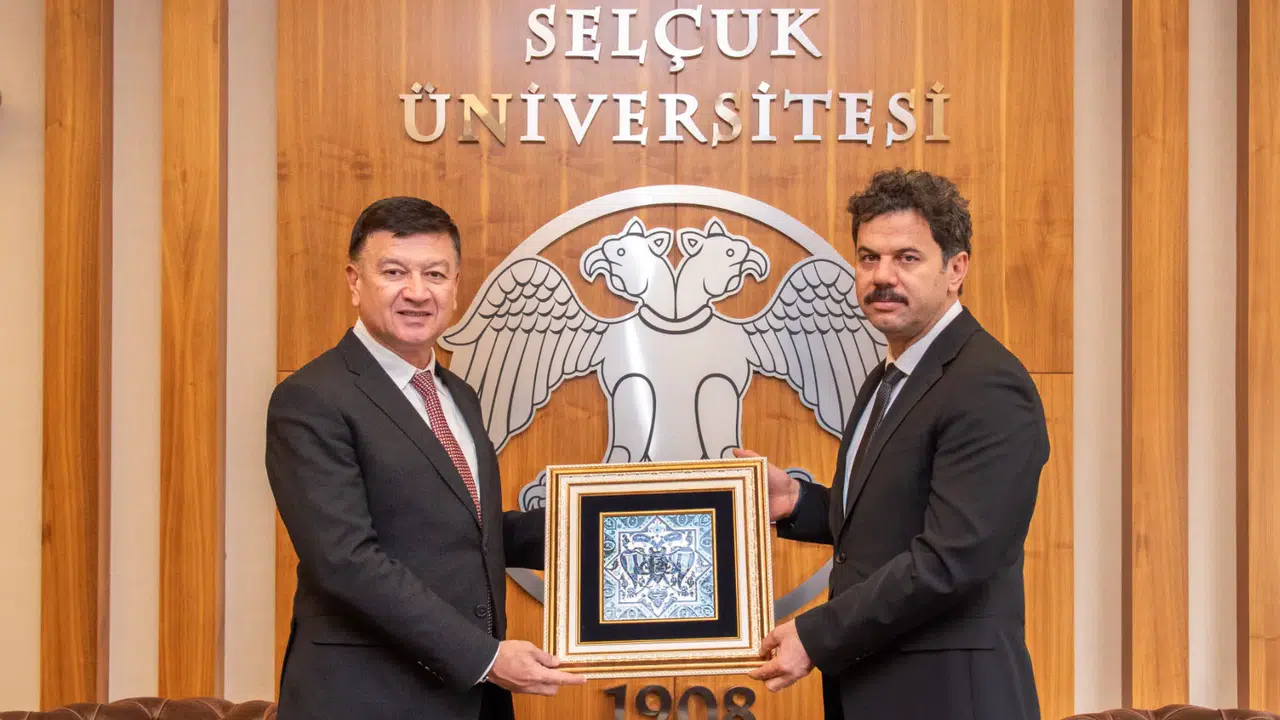 Selçuk Üniversitesi ile Zarmed Üniversitesi iş birliğini güçlendiriyor