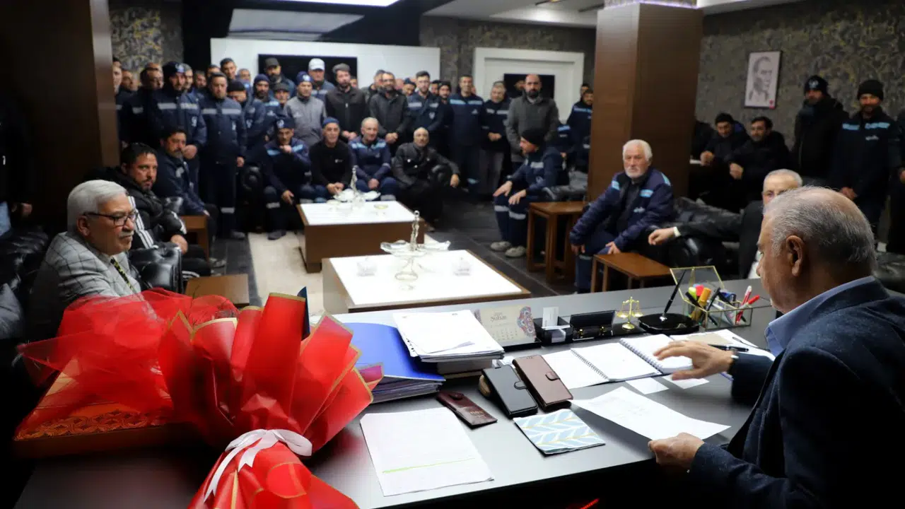 Konya'da CHP'li belediyeden rekor maaş artışı: Yüzde 220 arttı