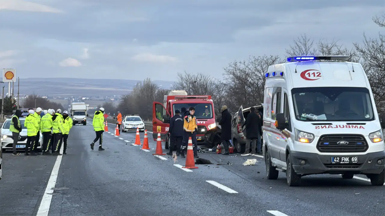 Konya'da feci kaza! Yolcu hayatını kaybetti