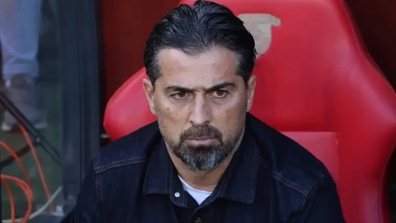 Konyaspor duyurdu imza an meselesi: Palut ile prensip anlaşmasına varıldı