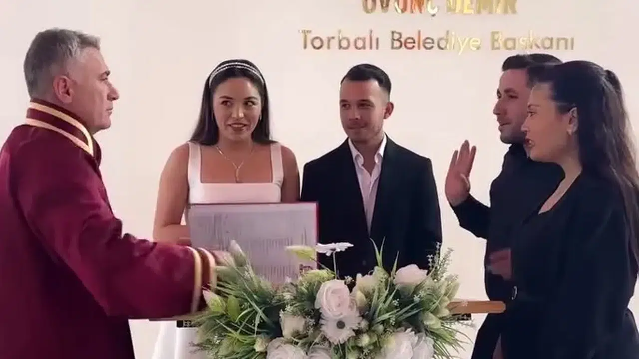 Nikah memuruna şaka yapmak istediler, asıl şakayı memur yaptı