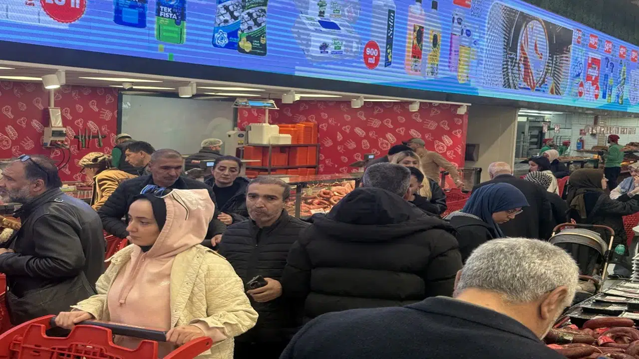 Fiyatı yarı yarıya düşen ete hücum ettiler