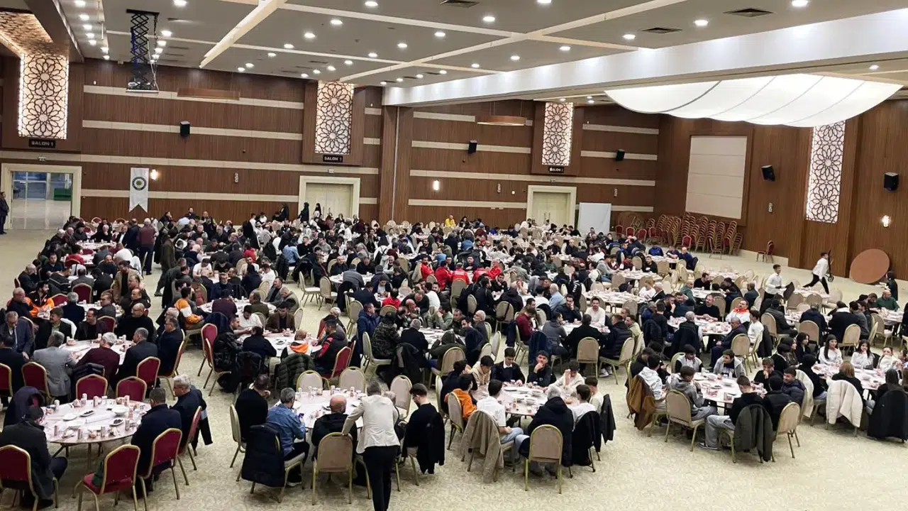 Konya amatör spor camiası ASKF'nin iftarında buluştu