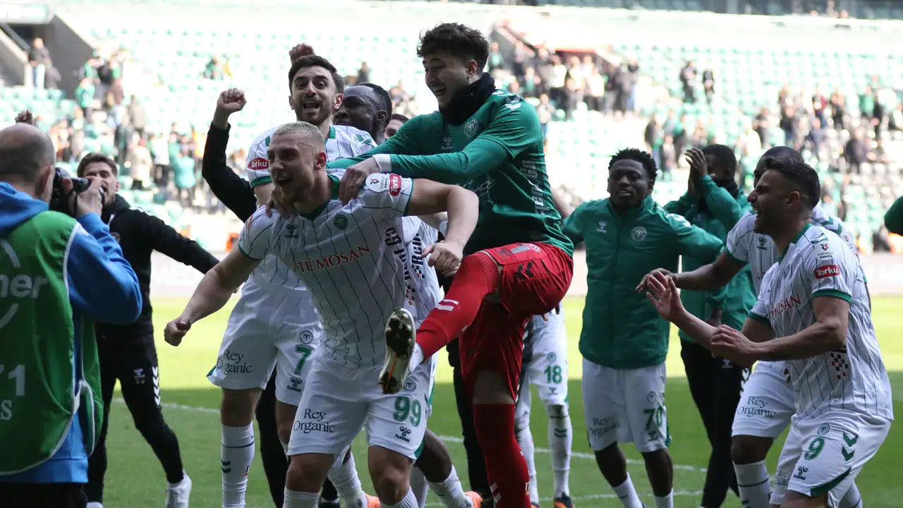 Konyaspor deplasman hasretini 7 maç sonra dindirdi