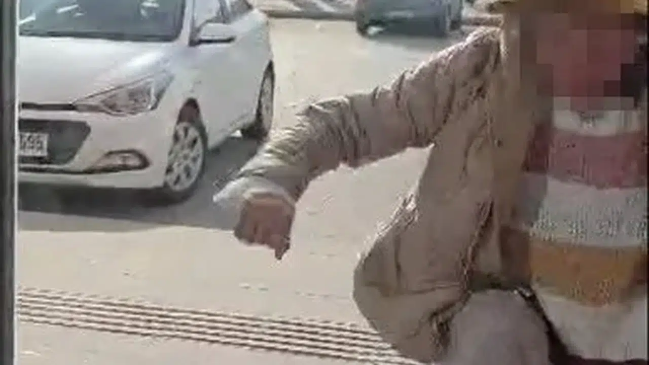 Eczaneye taşla saldırdı: Gerekçesi ise şaşkınlığa neden oldu