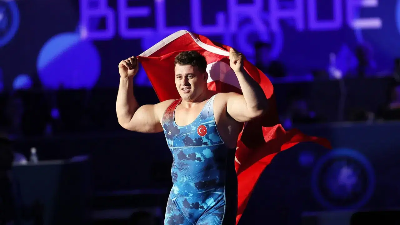 Rıza Kayaalp tarihe geçti: 13'ncü altın madalyasını aldı