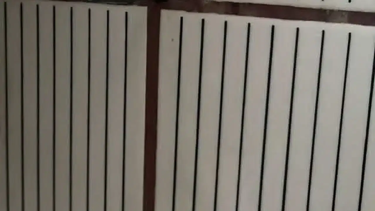 Dikkat, sapık ev sahibi çıkabilir: Kiracı anne ve kızını bu delikten izledi