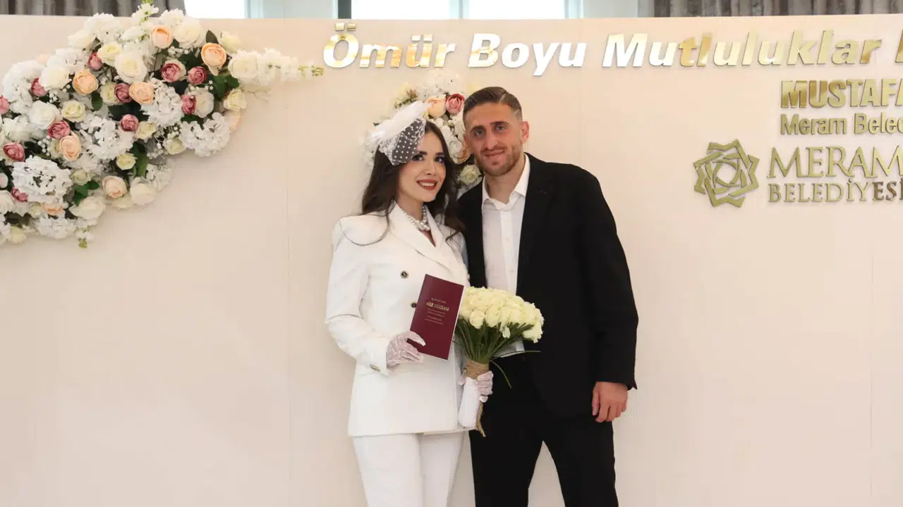 Konyaspor’un yıldız oyuncusundan ömürlük imza: Nikah töreni yapıldı