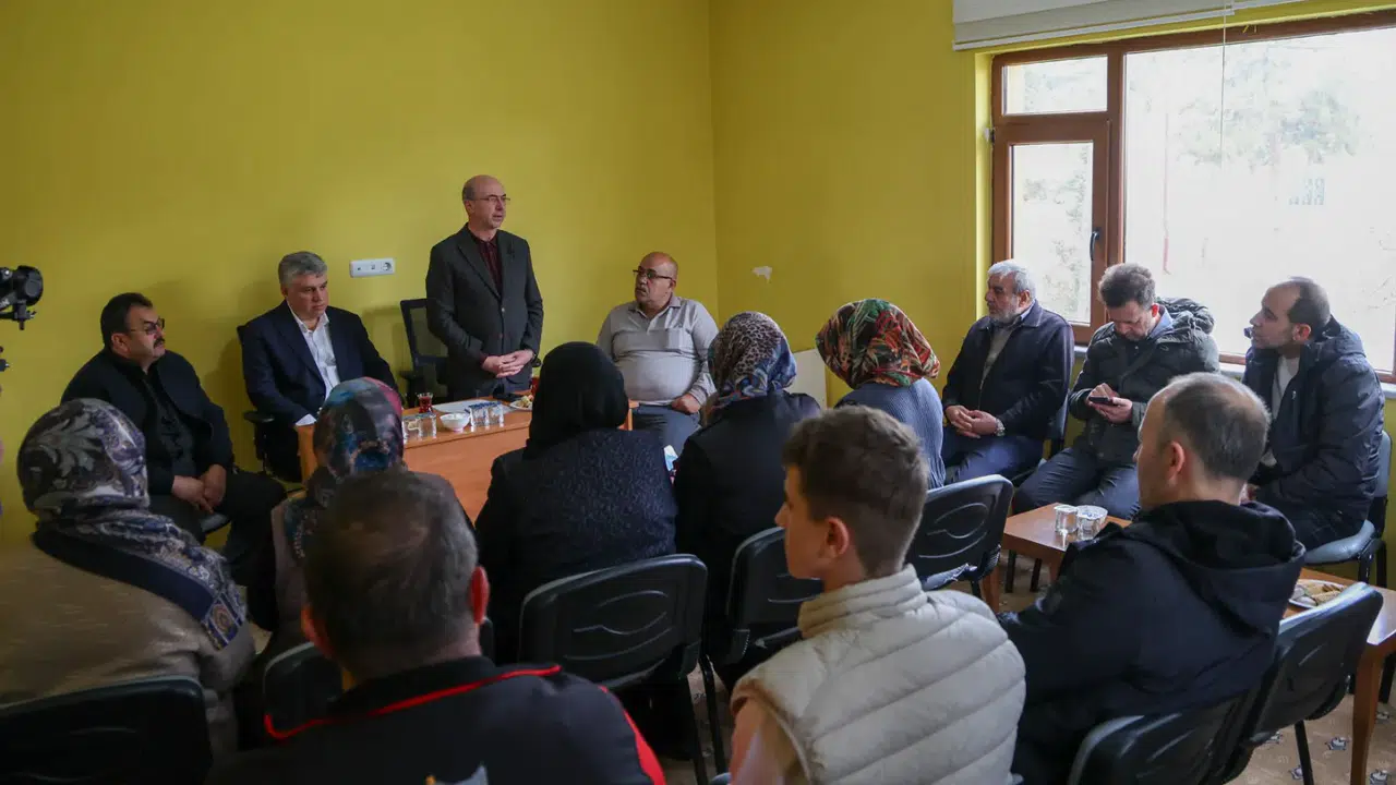 Pekyatırmacı mahalle turunda: İstişareler hizmet kalitesini artırıyor