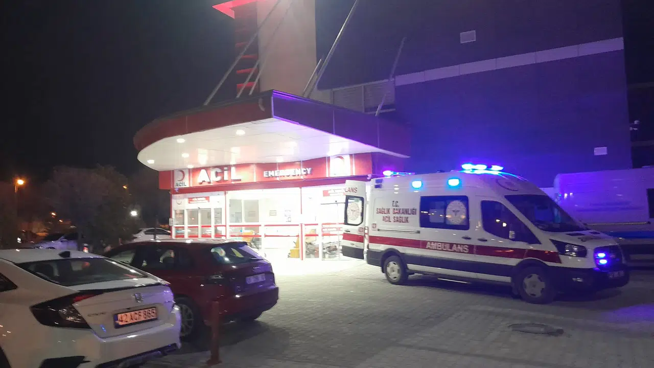 Konya'da gece vakti feci kaza: Çok sayıda yaralı var