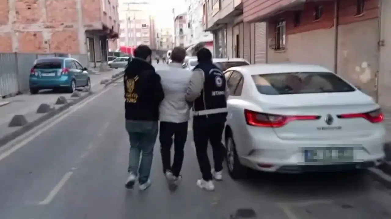 6 ilde göçmen kaçakçılığı operasyonu: Çok sayıda gözaltı var