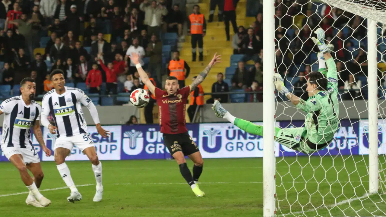 Süper Lig’de küme düşecek son takım kim olacak? İşte ihtimaller