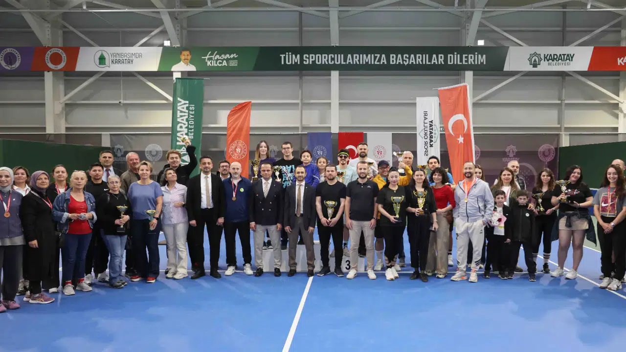 Konya'da raketler kıyasıya mücadele etti: Karatay'da ödüller sahibini buldu