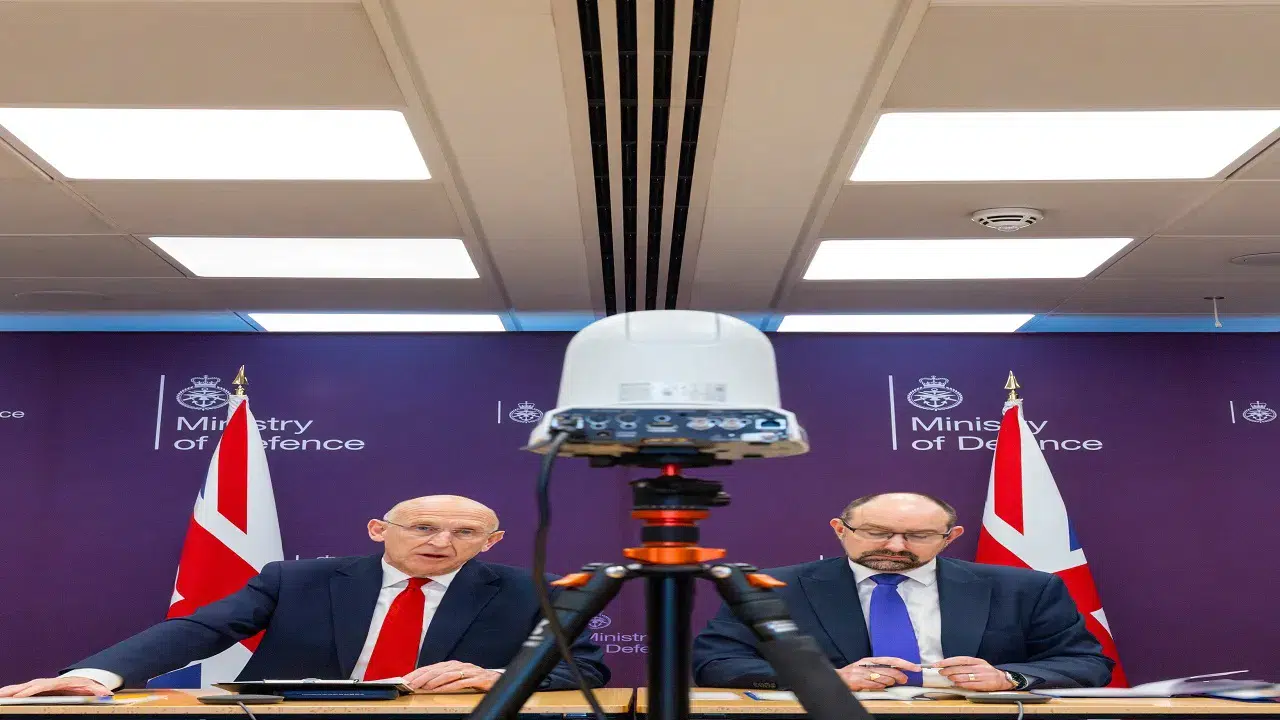 İran savaşında yeni cephe: İngiltere'den Hürmüz Boğazı'na askeri yığınak