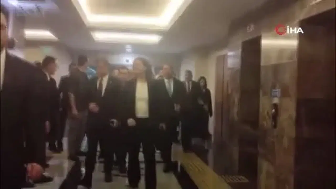 AK Parti’ye katılacağı iddia edilen CHP'li Burcu Köksal, AK Parti Genel Merkezinde