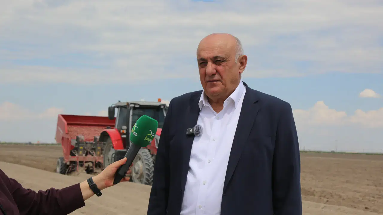 Konya Şeker tohumları toprakla buluşturdu: Dışa bağımlılık bitiyor
