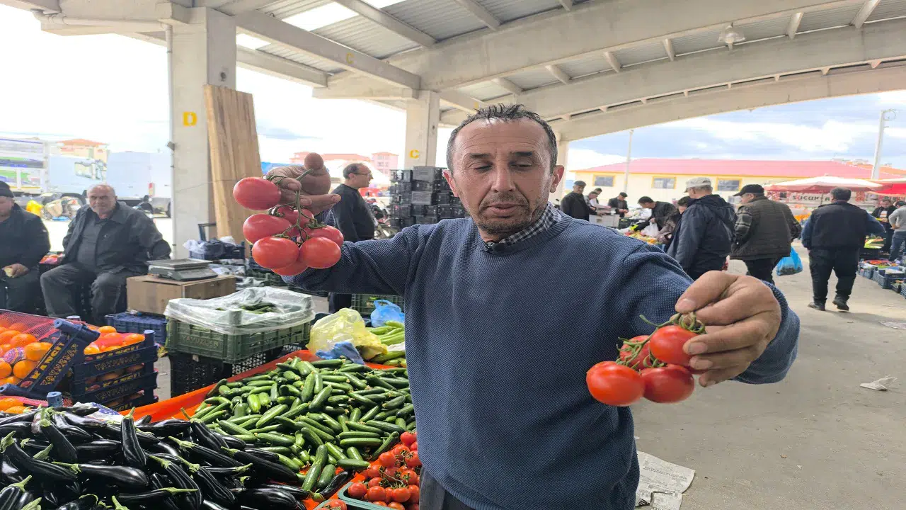 Domates fiyatı neden yüksek: Üretici de tüketici de dertli