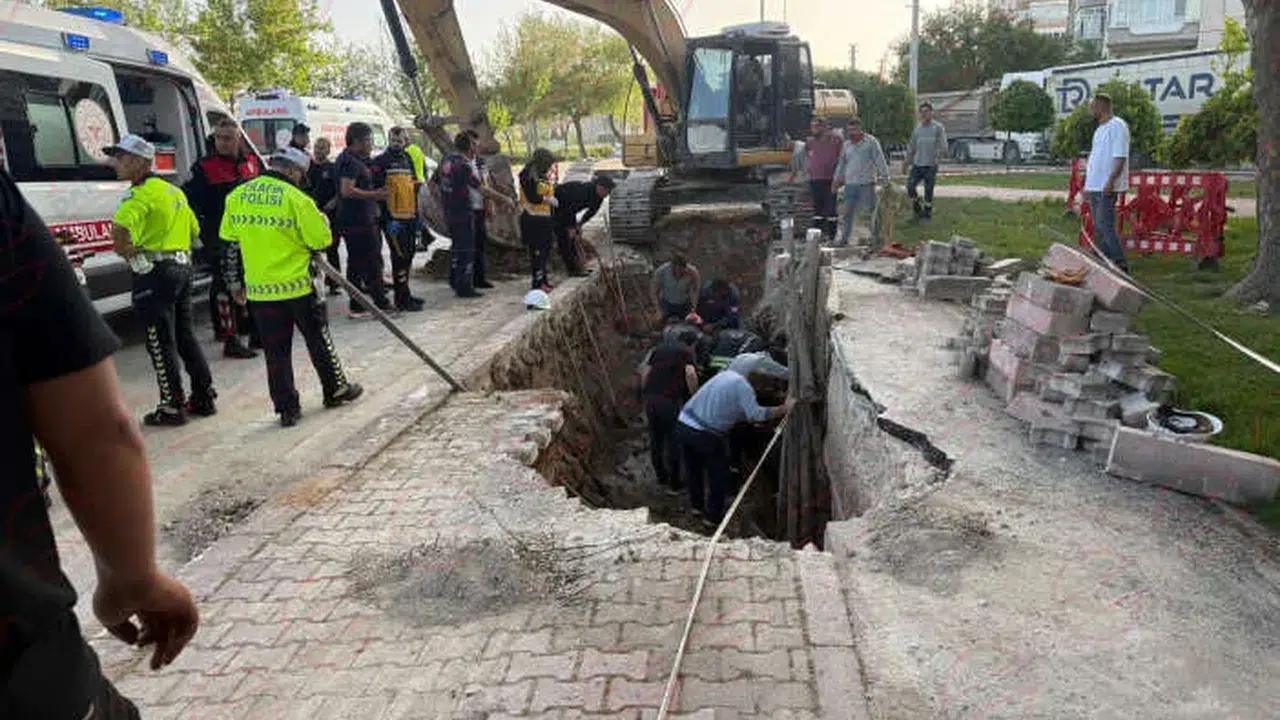 Konya'da feci iş kazası: MEDAŞ işçileri göçük altında kaldı