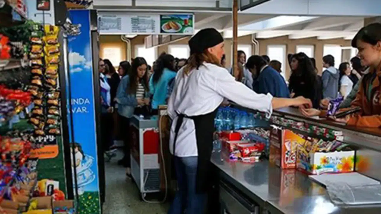 Milyonlarca öğrenci ve ailesi için iyi haber: Kantinlerde o ibare artık zorunlu