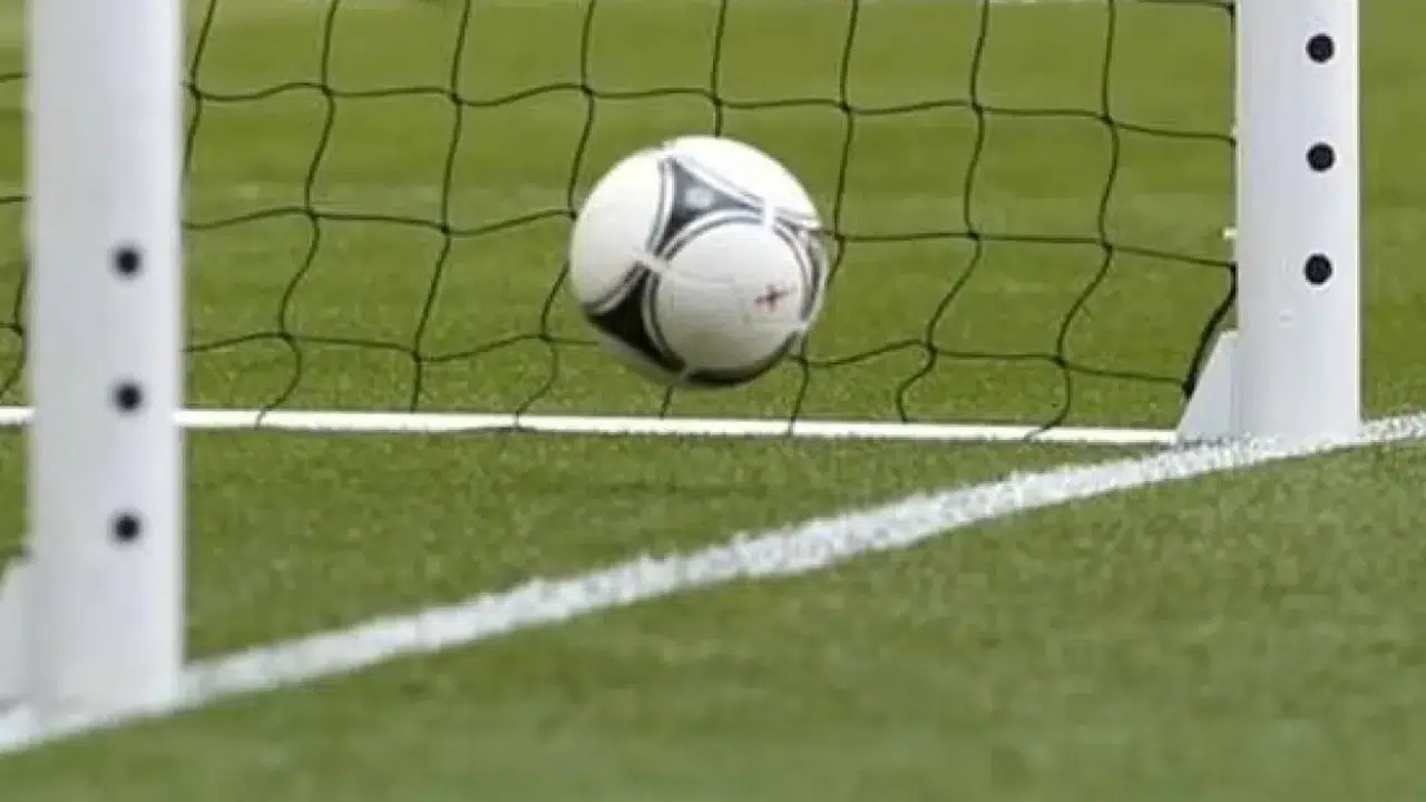 Türk futbolunda yeni dönem: Sahadaki topa teknoloji ayarı