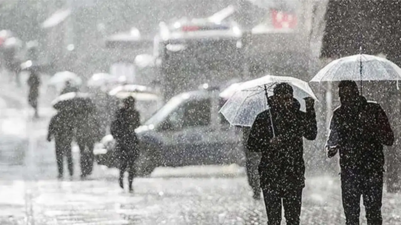 Türkiye Mayıs'ta kışı yaşıyor: Kar, fırtına, yağmur