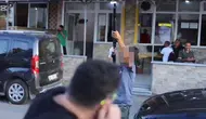 Sokak röportajında dehşet: Çocuk pompalı tüfekle havaya ateş açtı